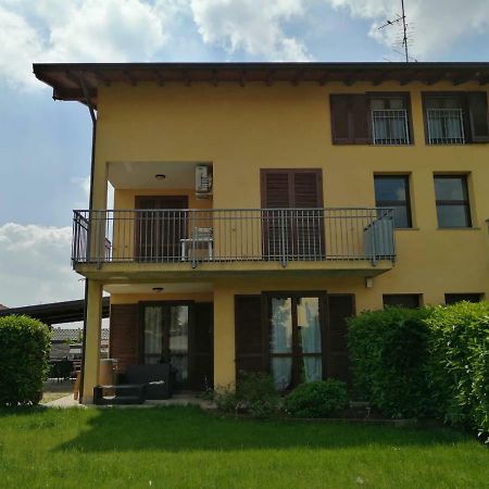 Appartamento Vicino Malpensa Vanzaghello Eksteriør billede