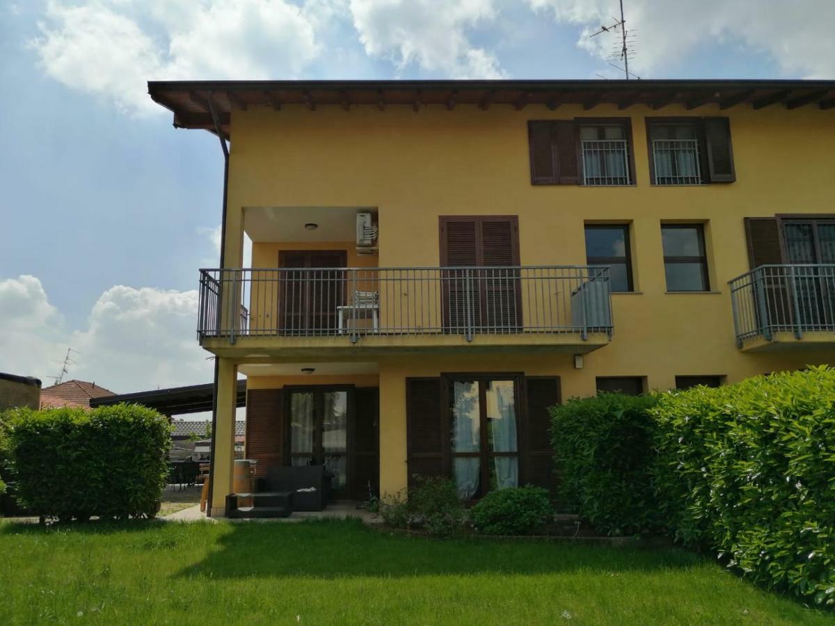 Appartamento Vicino Malpensa Vanzaghello Eksteriør billede